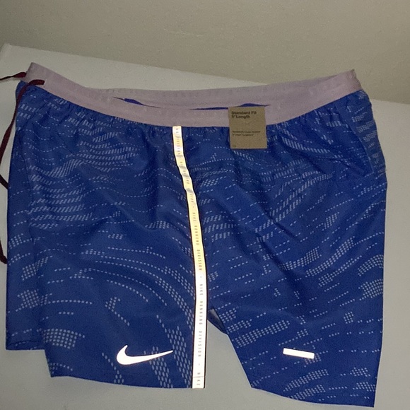 Nike Running Division shorts 5”. - Picture 12 of 13